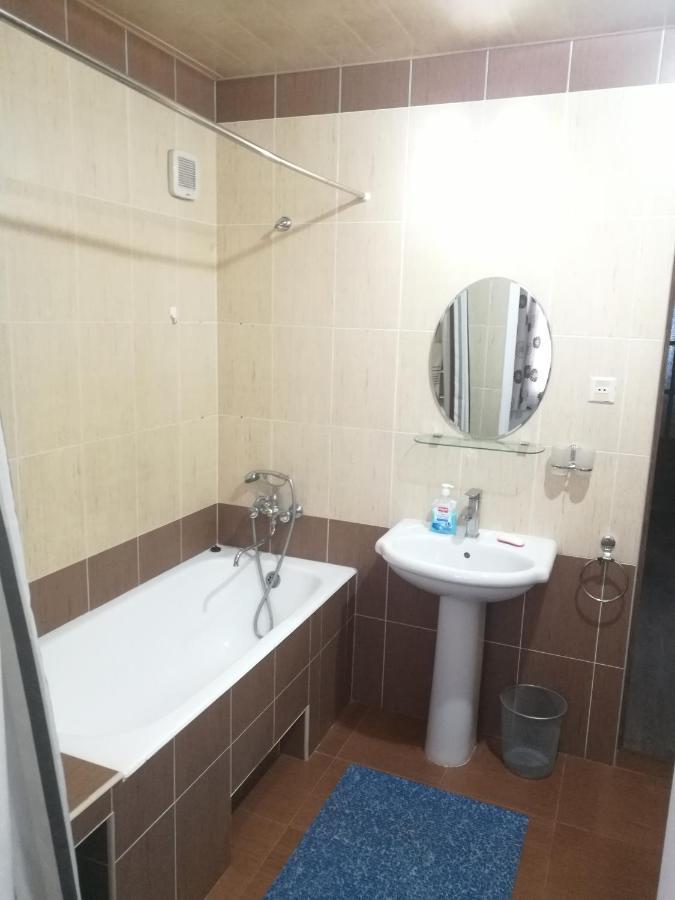 Apartment 2 Bed Room In The Center Апартамент 3-Х Комнатная В Центре Tasjkent Exteriör bild