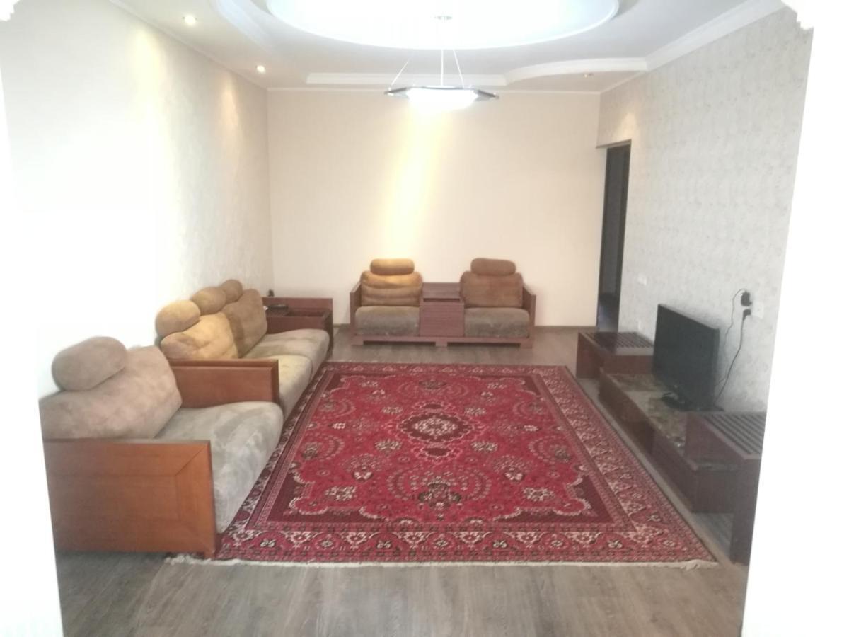Apartment 2 Bed Room In The Center Апартамент 3-Х Комнатная В Центре Tasjkent Exteriör bild